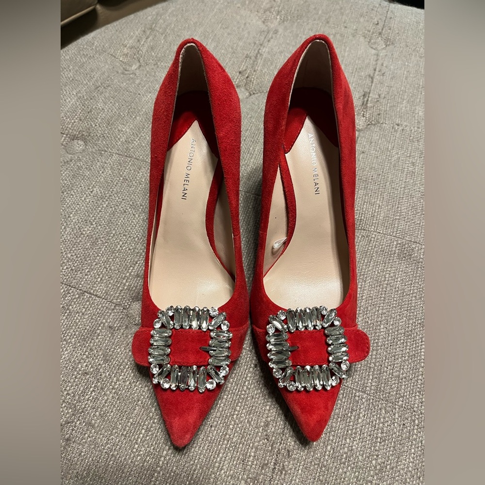 Antonio Melani red velvet buckle high heels 7.5